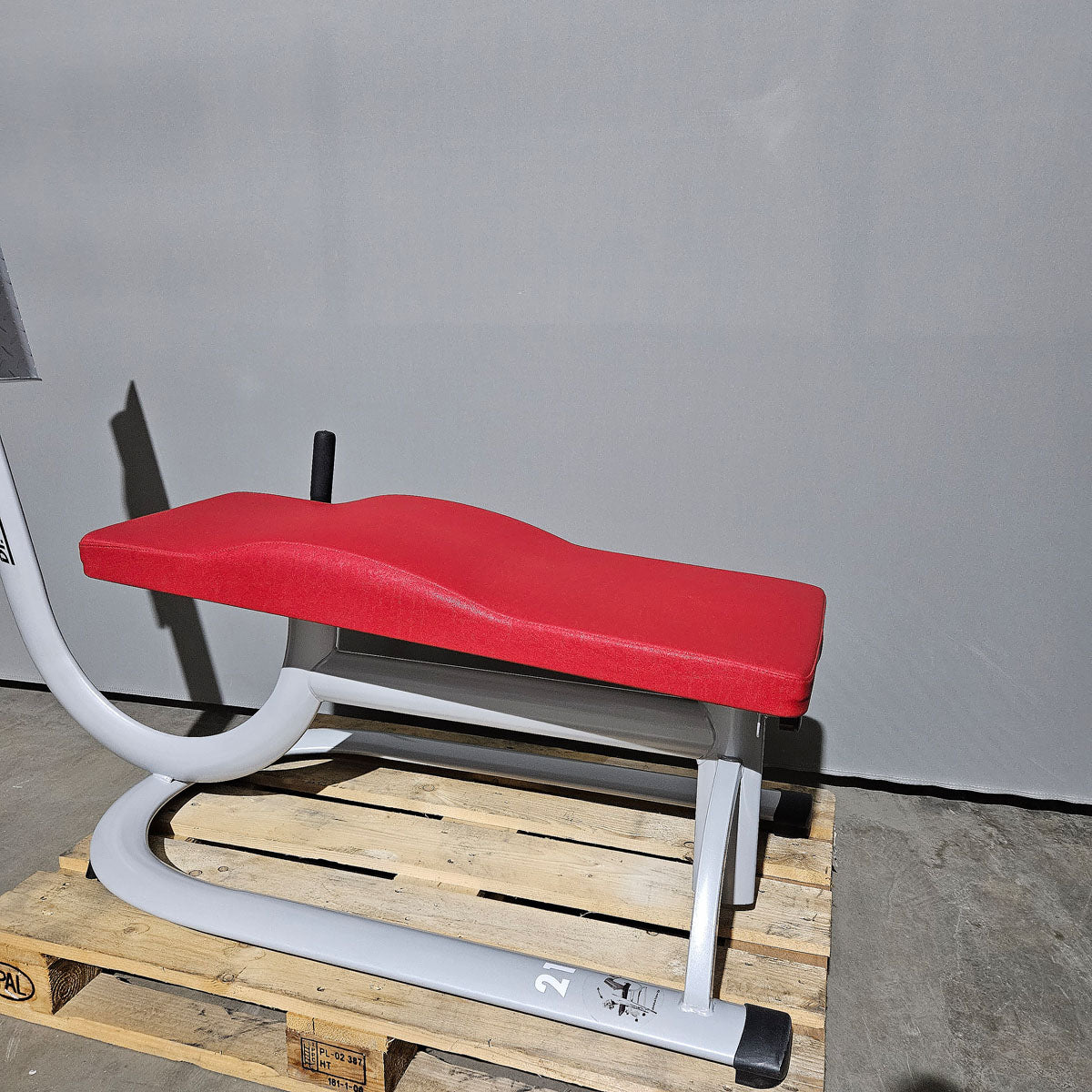 Dr. Wolff Abdominal Trainer 336, abdominal bench, frame color silver, upholstery red, used - refurbished condition