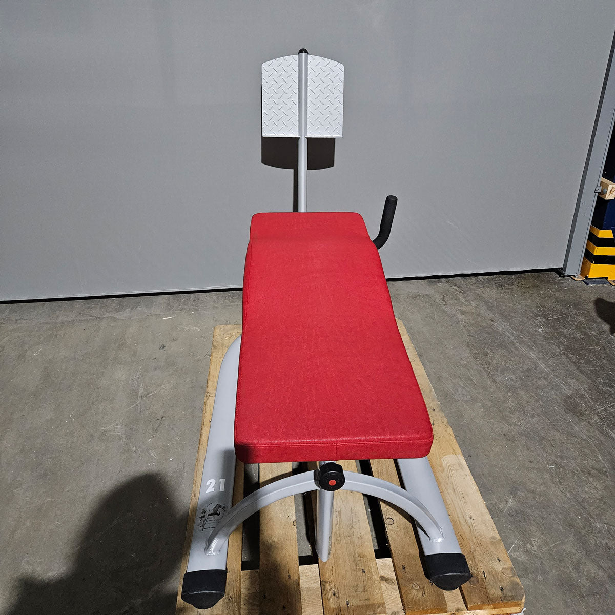 Dr. Wolff Abdominal Trainer 336, abdominal bench, frame color silver, upholstery red, used - refurbished condition