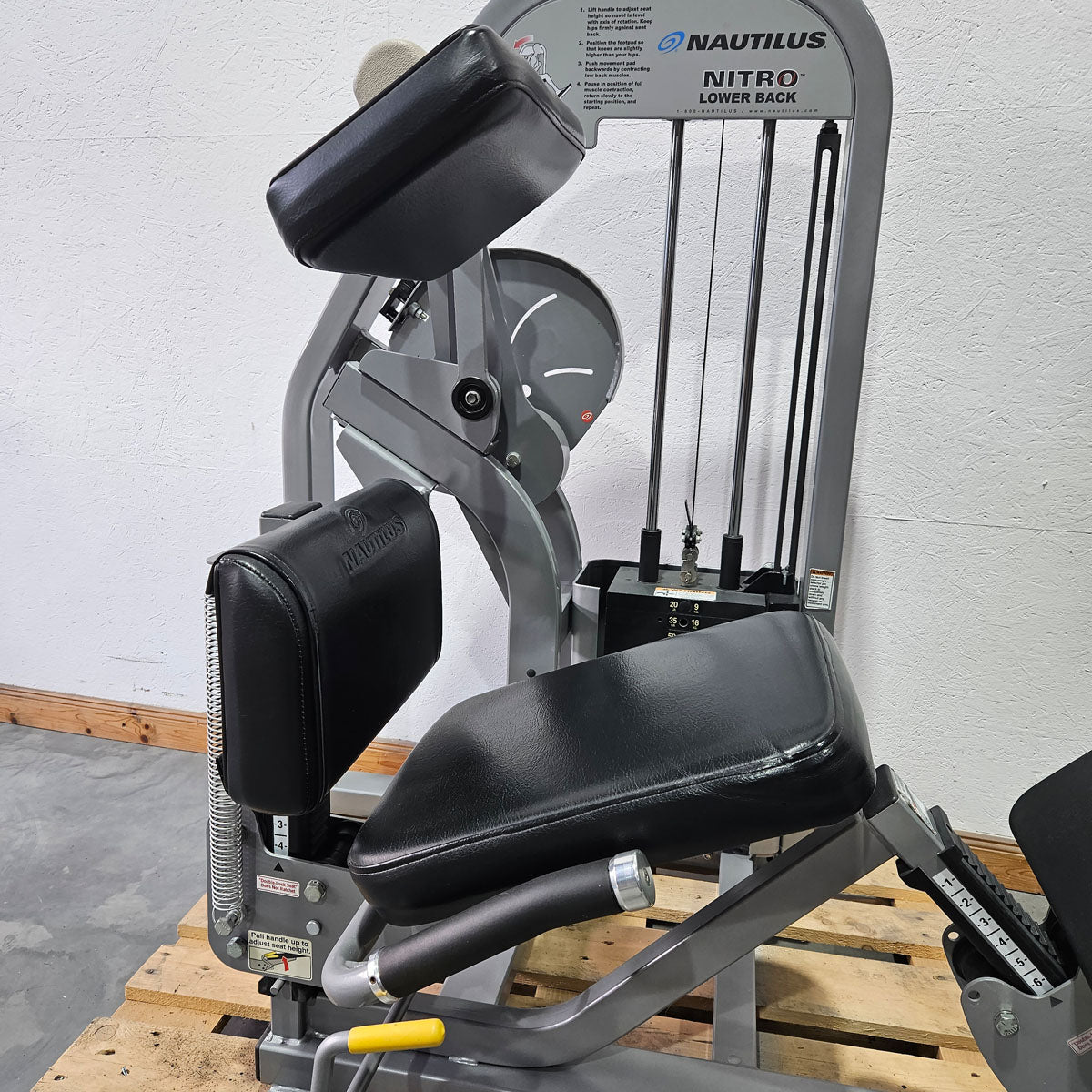 Nautilus Nitro Lower Back, Rückenstreckermaschine, Hyperextension, Back Extension, Rahmenfarbe Silber, gebraucht - überholter Zustand