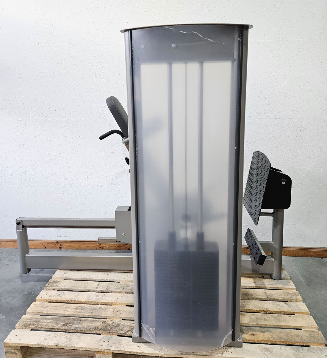 Pego Sport Funktionsstemme Kombi Sitzend-Liegend,  Beinpresse verstellbar, Rahmen Silber-Grau, gebraucht - überholter Zustand