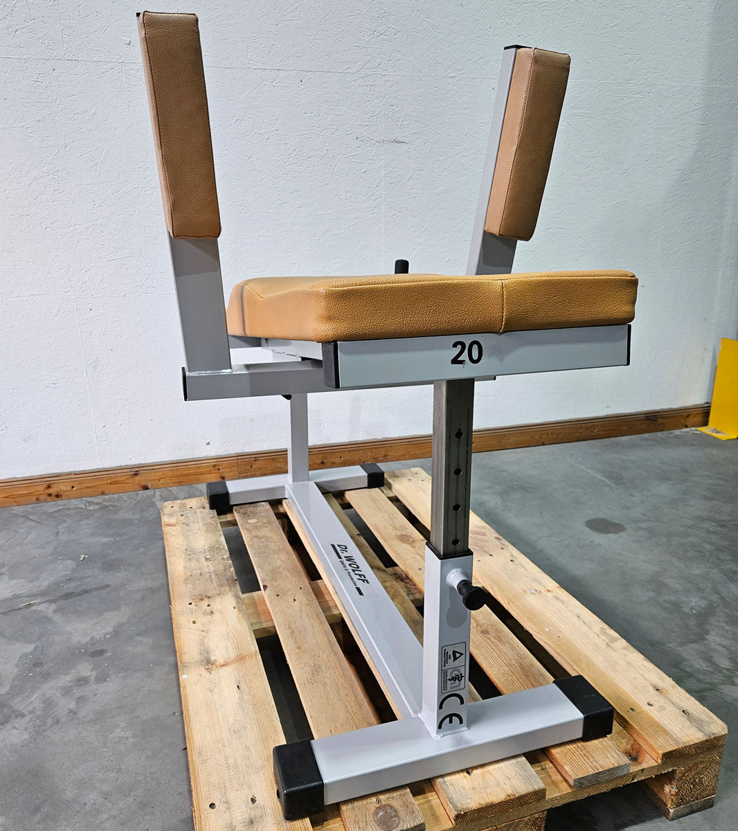 Dr. Wolff Lower Abdominal Trainer 345, abdominal bench, silver frame, used - tested condition