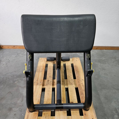 TechnoGym Scottcurl Bench, Scott bench, biceps training bench, color black, upholstery black, used - tested condition
