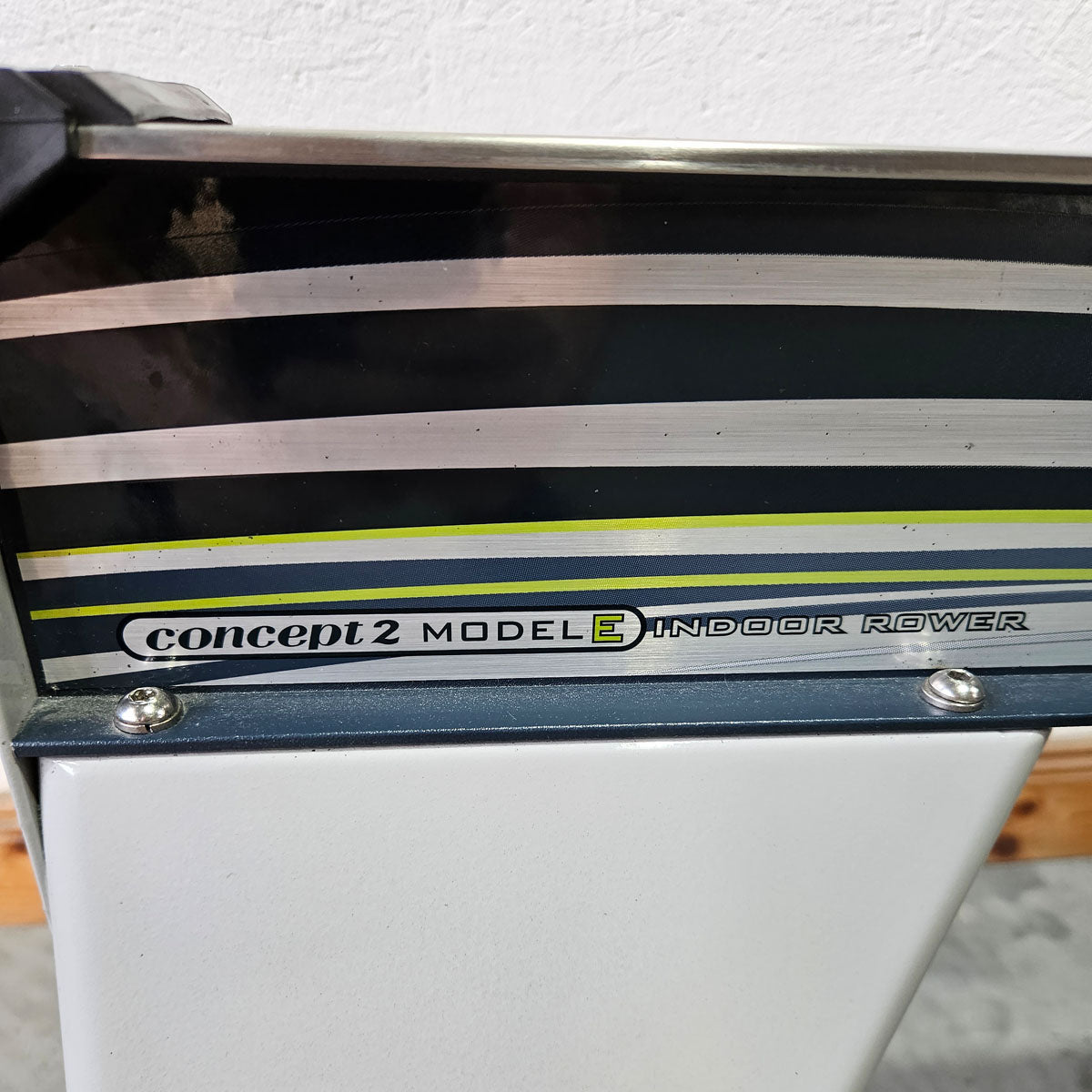 Concept2 Rudergerät Modell E mit PM4 Monitor - baugleich wie RowErg mit hohen Beinen, Farbe Hellgrau, gebraucht - geprüfter Zustand