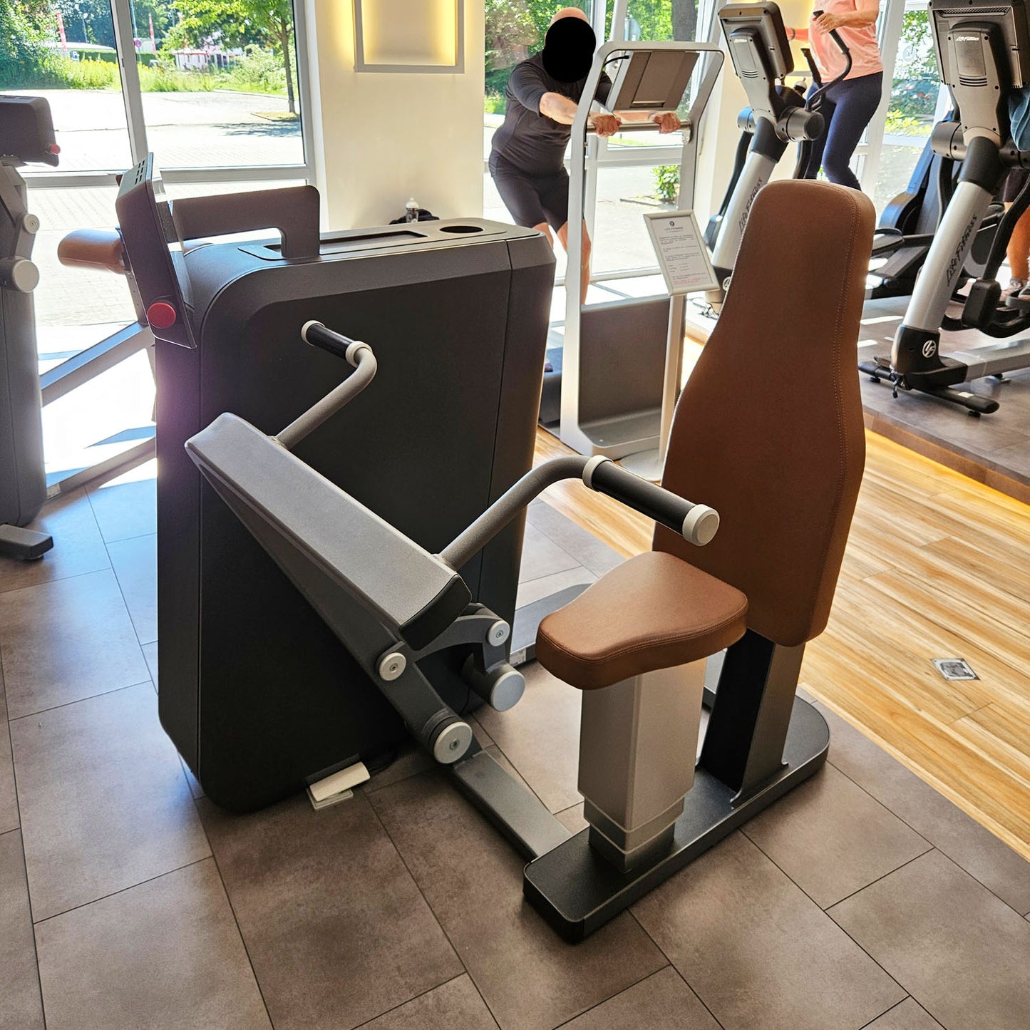 Milon Q Strength Circuit with 8 devices, built in 2017, including Milonizer, including delivery, used, overhauled and in mint condition - top condition