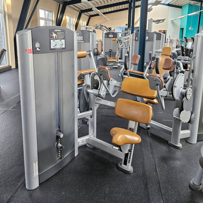 Life Fitness &amp; Hammer Strength - 95 pieces of fitness equipment - 105 stations, strength training equipment, cardio equipment, plate-loaded equipment, benches, etc. - complete gym - used, refurbished, top condition