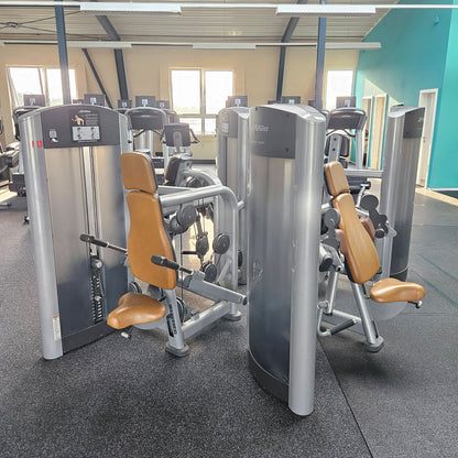 Life Fitness &amp; Hammer Strength - 95 pieces of fitness equipment - 105 stations, strength training equipment, cardio equipment, plate-loaded equipment, benches, etc. - complete gym - used, refurbished, top condition