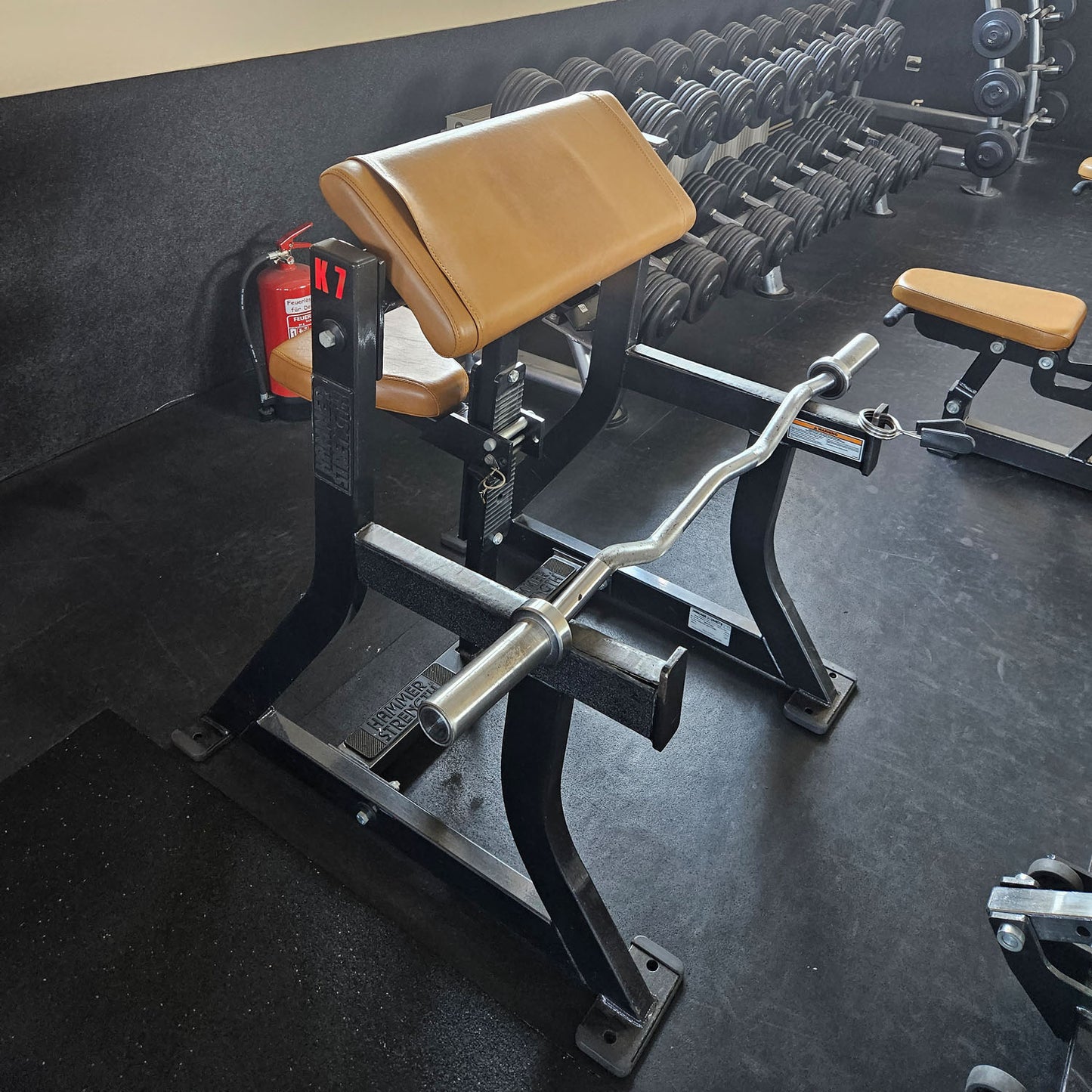 Life Fitness &amp; Hammer Strength - 95 pieces of fitness equipment - 105 stations, strength training equipment, cardio equipment, plate-loaded equipment, benches, etc. - complete gym - used, refurbished, top condition
