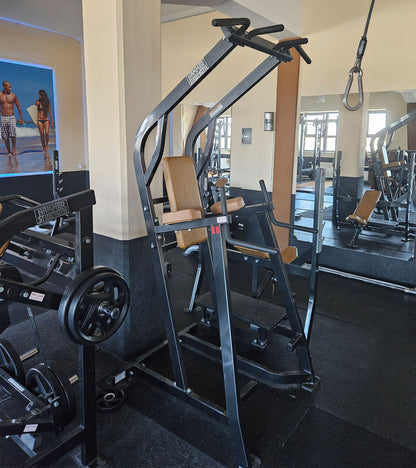 Life Fitness &amp; Hammer Strength - 95 pieces of fitness equipment - 105 stations, strength training equipment, cardio equipment, plate-loaded equipment, benches, etc. - complete gym - used, refurbished, top condition