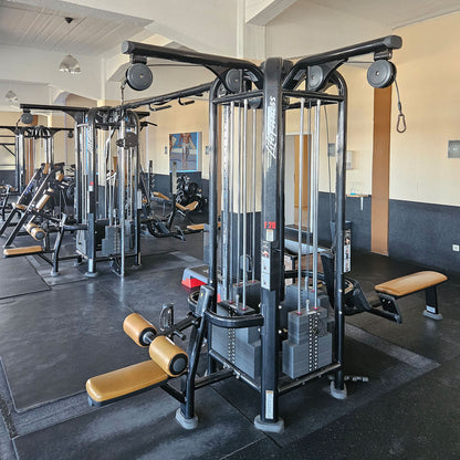 Life Fitness &amp; Hammer Strength - 95 pieces of fitness equipment - 105 stations, strength training equipment, cardio equipment, plate-loaded equipment, benches, etc. - complete gym - used, refurbished, top condition