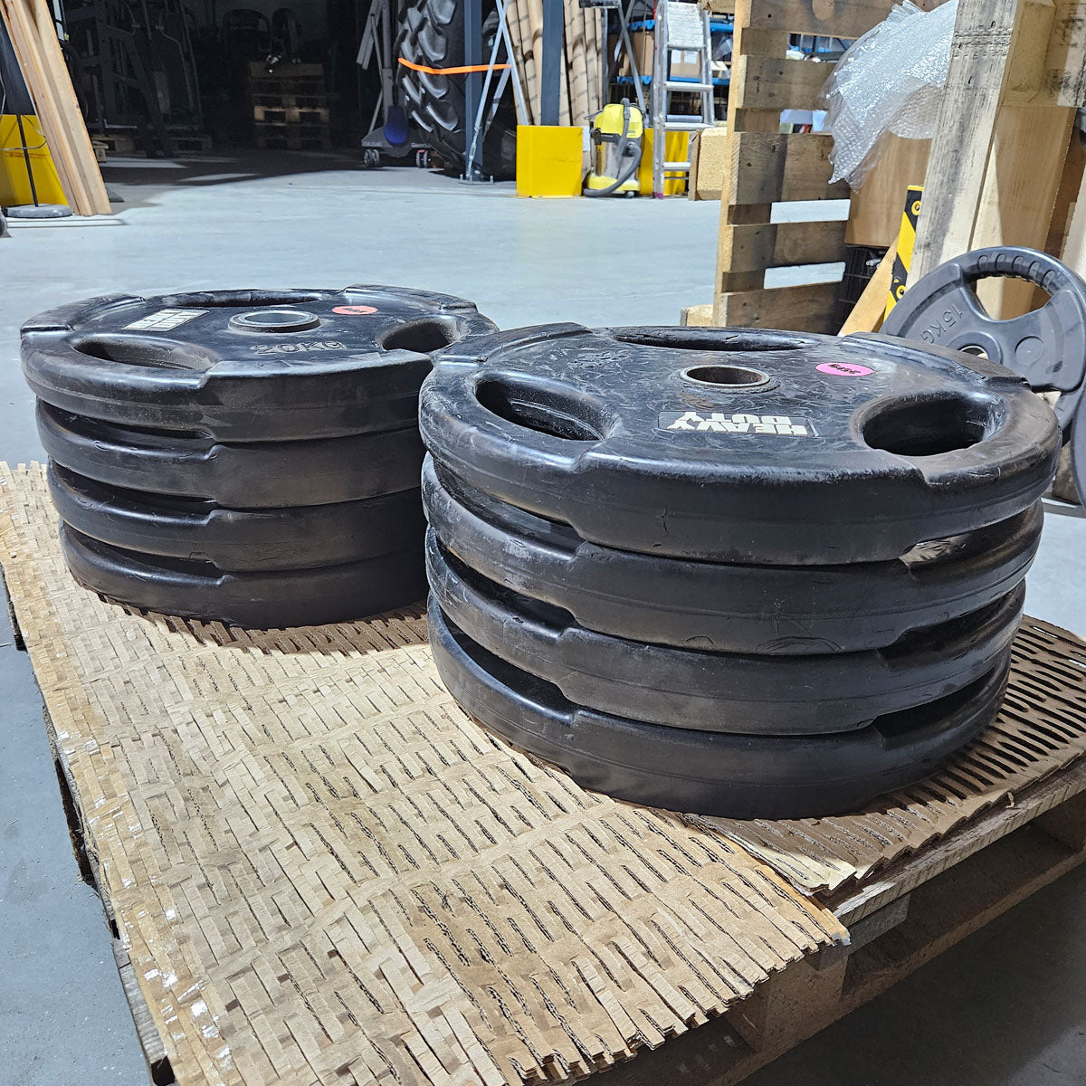 Set 180kg Hantelscheiben aus Gummi, 4x 25kg und 4x 20kg Scheiben mit 50mm Durchmesser, gebraucht - mit Gebrauchsspuren