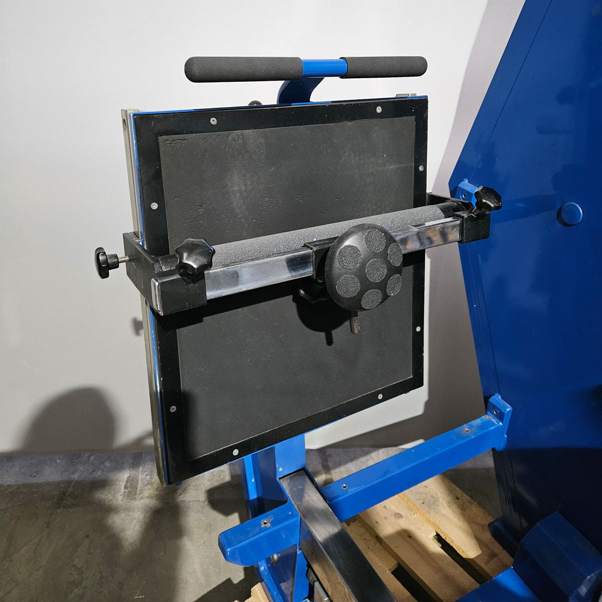 MKB Keller functional press, leg press adjustable sitting - lying, tilting gyroscope, 170kg weight block, color blue, used - tested condition with visual signs of wear