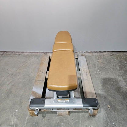 Life Fitness Multi-Adjustable Bench SMAB, Signature Series, frame color silver, upholstery color orange, used - refurbished condition