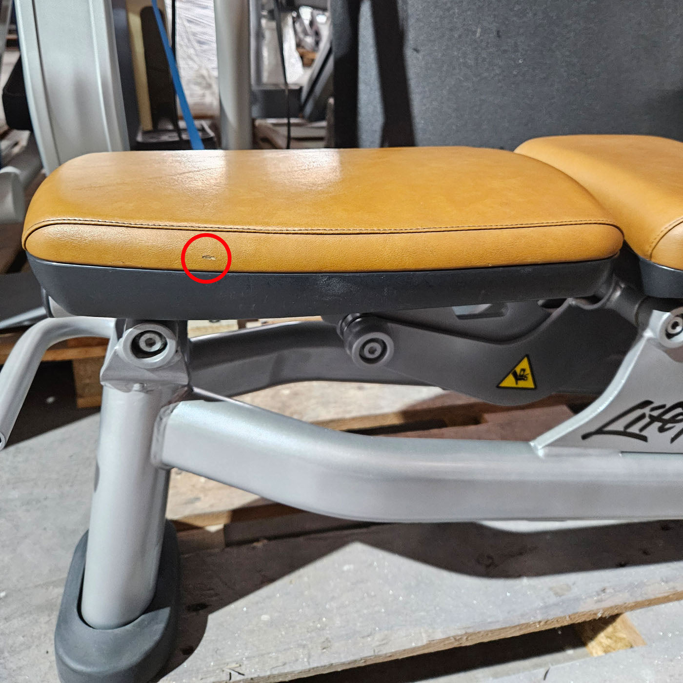 Life Fitness Multi-Adjustable Bench SMAB, Signature Series, frame color silver, upholstery color orange, used - refurbished condition