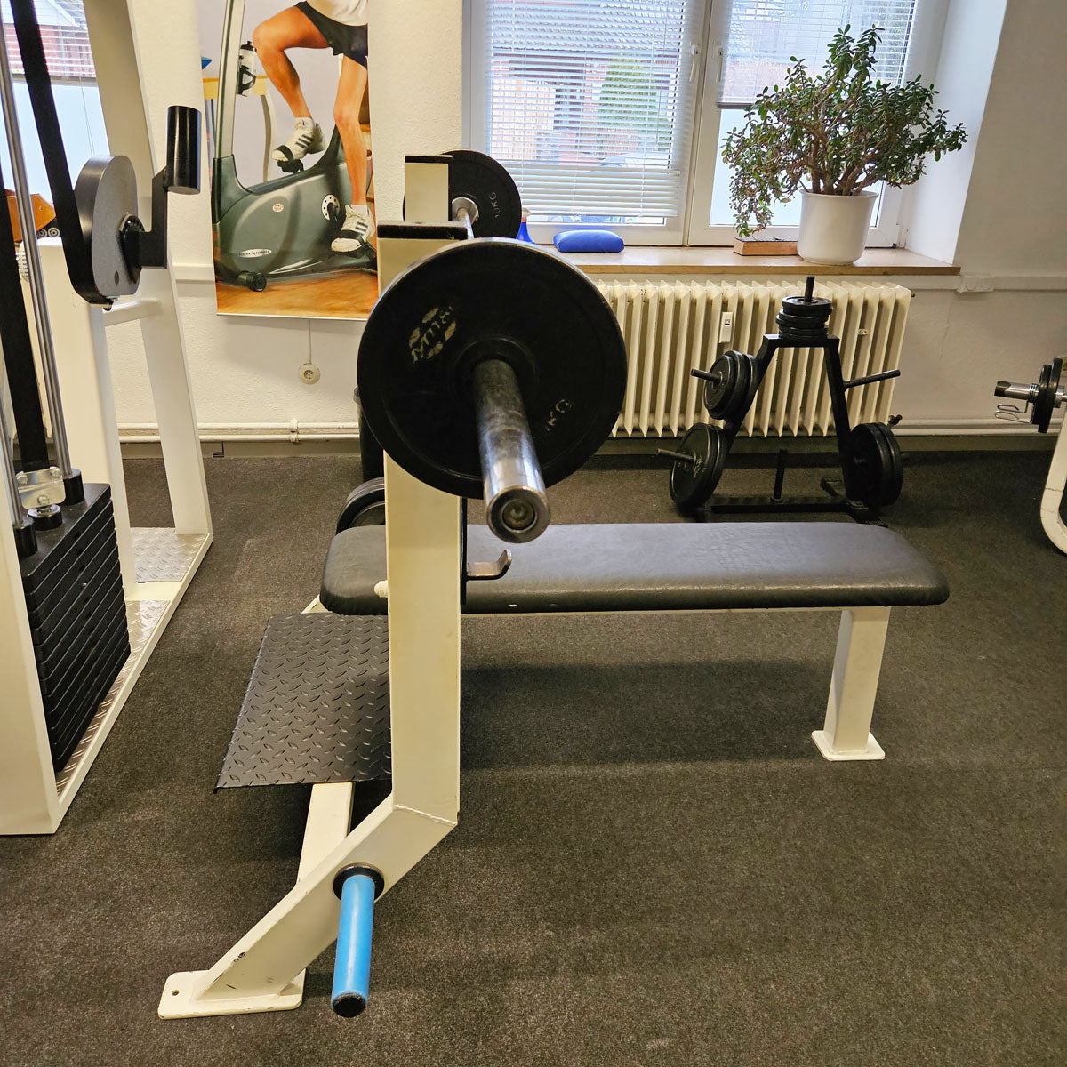 Flat press bench with shelves for bench press, bench press, old school bodybuilding, frame color white, used with signs of wear