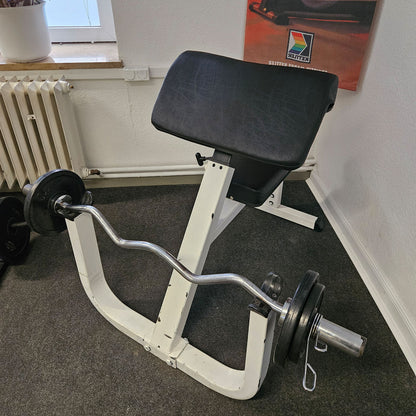 Scott curl, biceps bench, SZ curls, frame color white, used with signs of wear