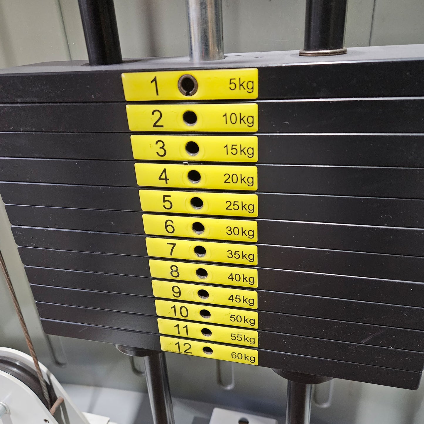 Ergo-Fit horizontal triceps machine, triceps extension, arm extension, 4000 series, frame color white, used - refurbished condition