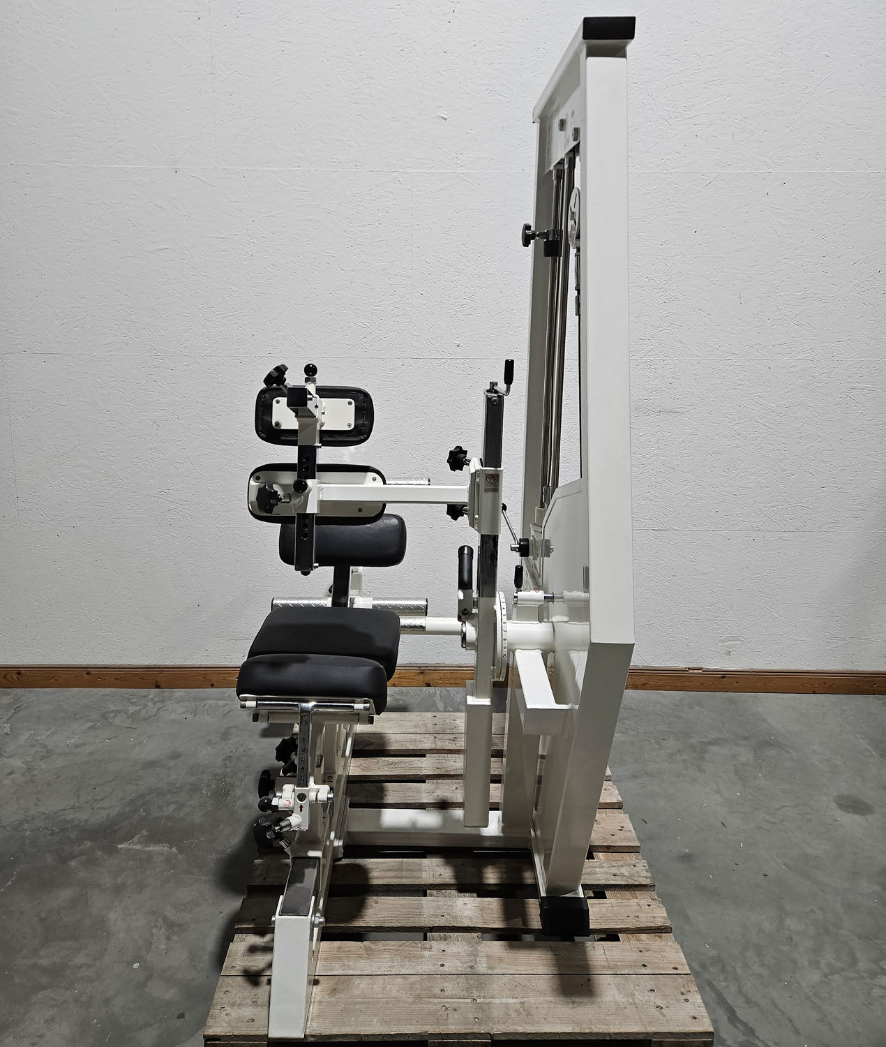 MKB Keller R14 extension trainer, large back extensor, highly adjustable, lower back machine, hyperextension, color white, used - refurbished condition