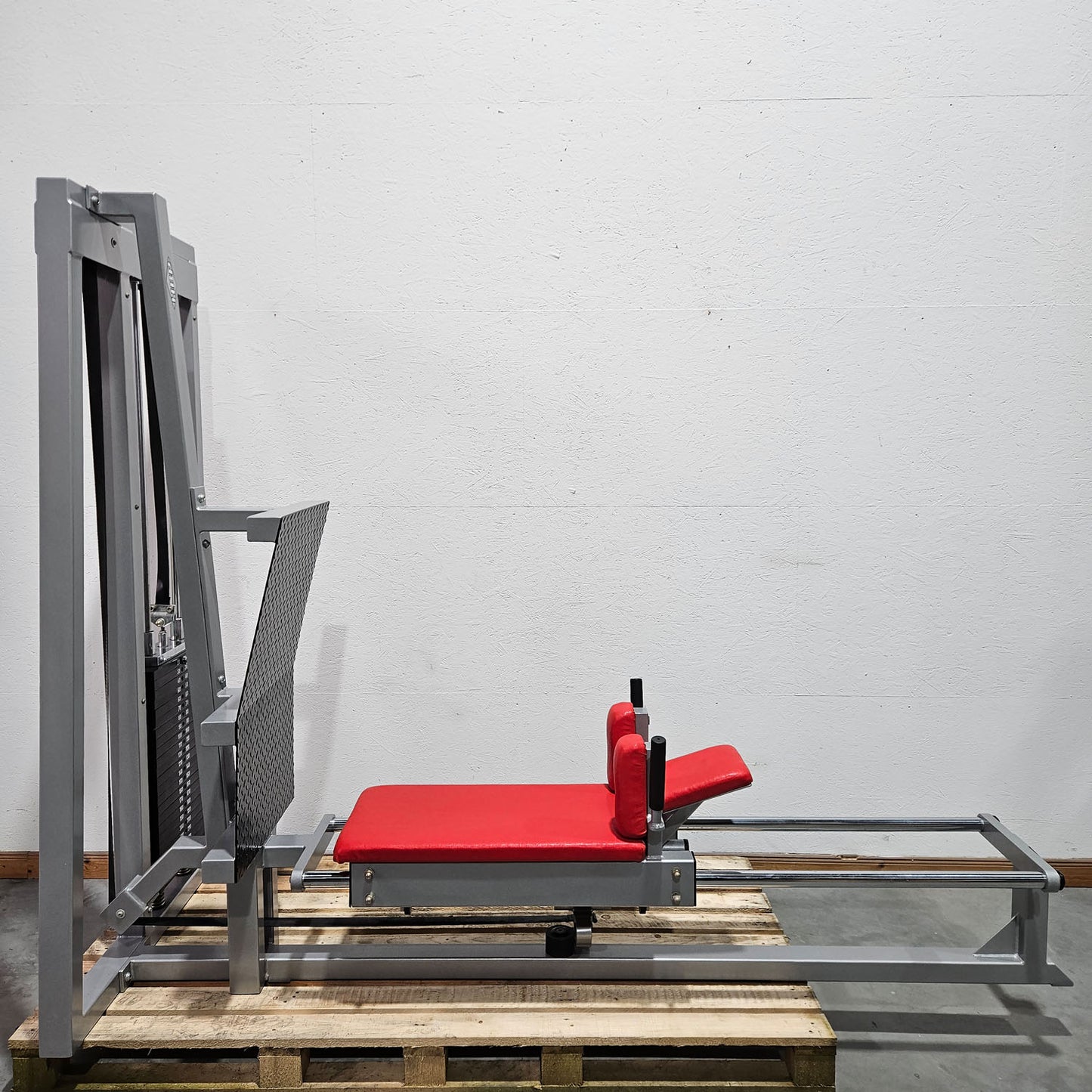 HBP horizontal leg press, large 240kg weight block, bodybuilding strength equipment - frame color silver, used - tested condition