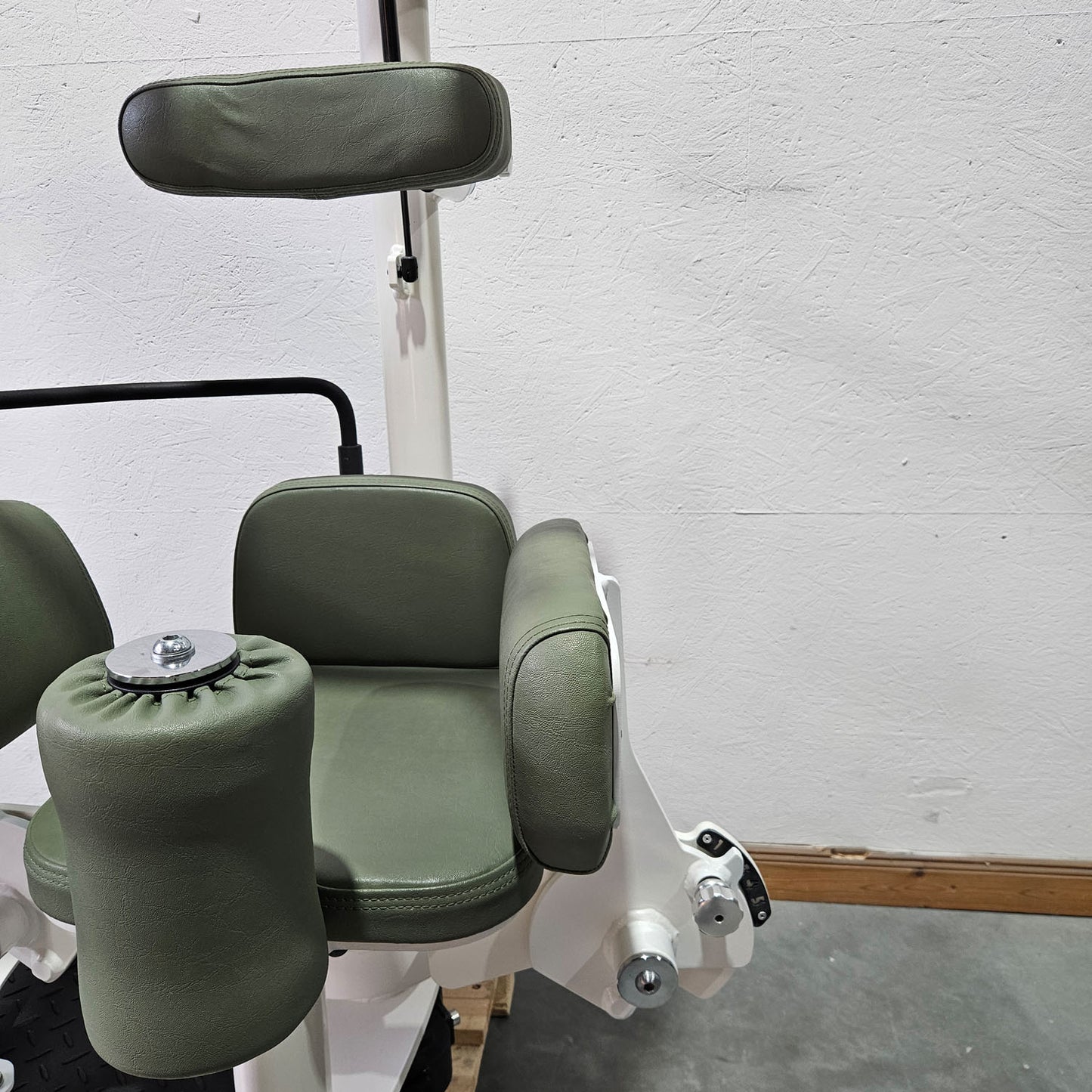 Gym80 Med80 3225 Rotationsmaschine, Rumpfrotator, Twister, seitliche Bauchmuskeln, Farbe Weiß, gebraucht - überholter Zustand