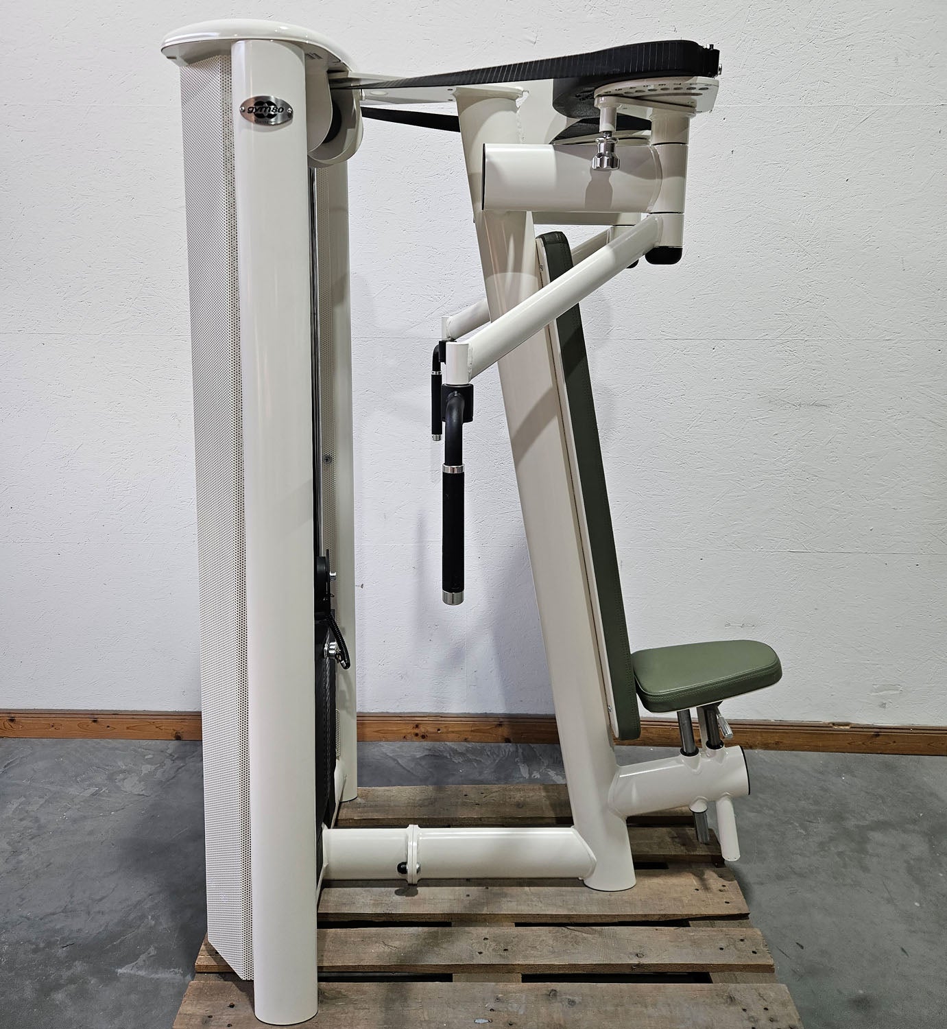Gym80 3022 Butterfly, Sygnum, chest stabilizer, color white, used - refurbished condition