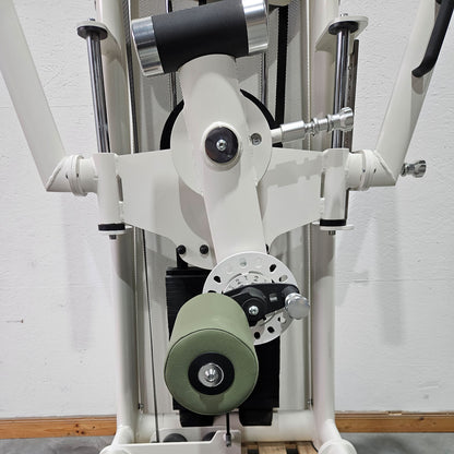 Gym80 Med80 3256 Multi Hip, Total Hip Kickmaschine, Hüftpendel, Farbe Weiß, gebraucht - überholter Zustand