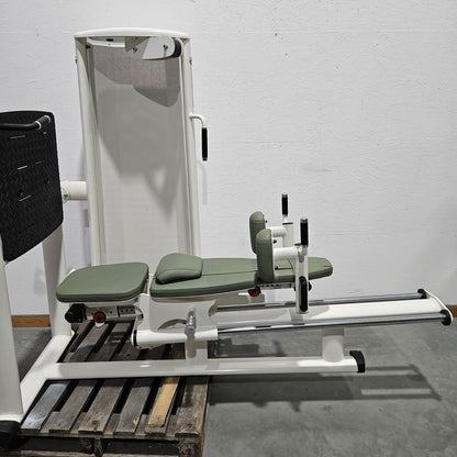 Gym80 Med80 3283 Funktionsstemme sitzend - liegend, Beinpresse verstellbar, Farbe Weiß, gebraucht - überholter Zustand