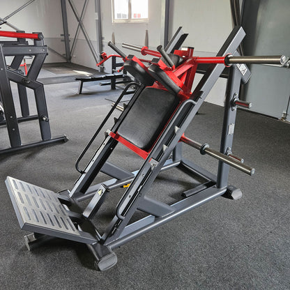 Master Sport Plate loaded Set, 10 Kraftgeräte, Farbe Schwarz und Rot, gebraucht - geprüfter Zustand