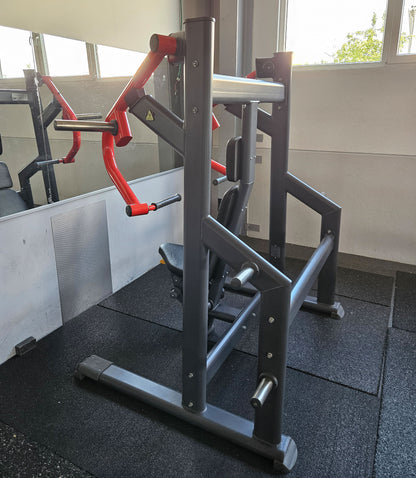 Master Sport Plate loaded Set, 10 Kraftgeräte, Farbe Schwarz und Rot, gebraucht - geprüfter Zustand