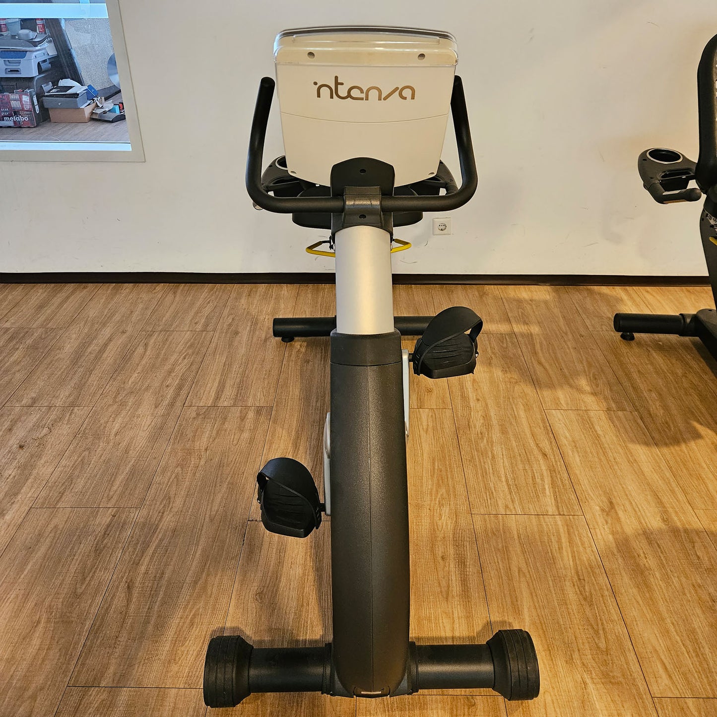 Intenza Recumbent 550 RBi, recumbent ergometer, LED display, used - refurbished condition