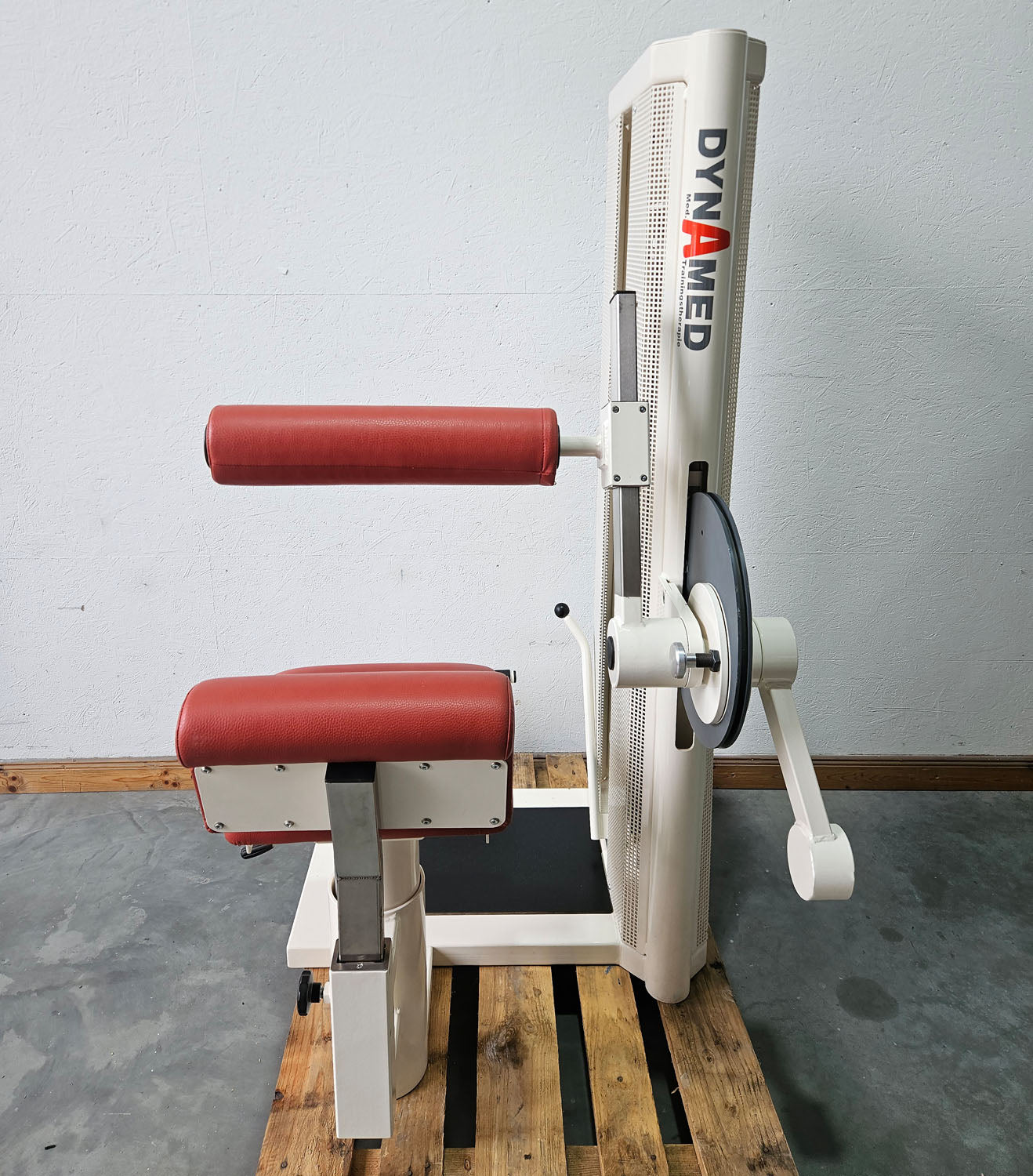 Dynamed Bauchmaschine und Rückenstrecker 2 in 1 Kombimaschine - Bauchmuskeltraining und Hyperextension, Abs and Lower Back, Stolzenberg, Rahmen Weiß, gebraucht - überholter Zustand
