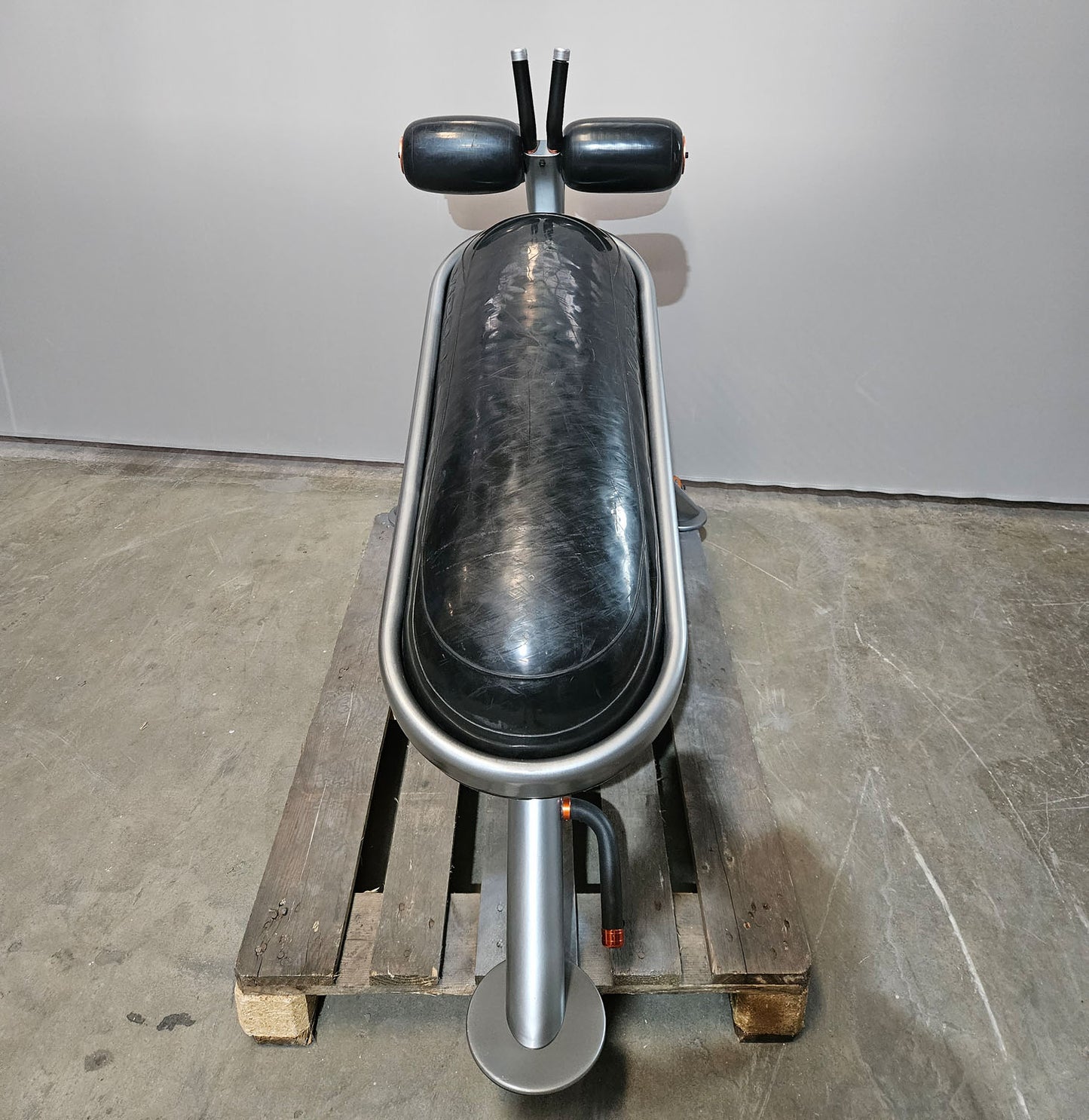 Vicore Pro core Adominal Bench Bauchbank, spezielle verstellbare Bauchmuskelbank mit gedämpften Gummi Polster, ähnlich Bosu Ball, Rahmen SIlber, gebraucht - geprüfter Zustand