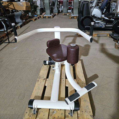 Gym80 Hydraulischer-Zirkel, Circular Serie, 7 Kraftgeräte, MPG, Farbe Weiß, Polster Braun, gebraucht - überholter Zustand