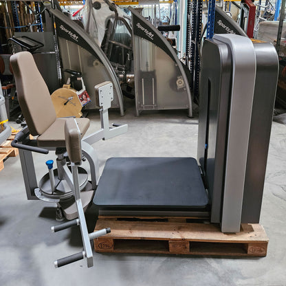 Milon Milcanic Adduktorenmaschine, Hip Adductor, Rahmenfarbe Silber, Verkleidung Anthrazit, gebraucht - gebraucht - überholter Zustand