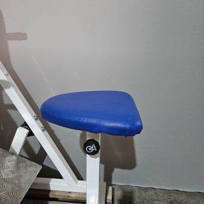 Proxomed Wadenmaschine sitzend durch Plantarflexion bzw Fuß Streckung, Farbe Weiß, gebraucht - geprüfter Zustand mit Gebrauchsspuren