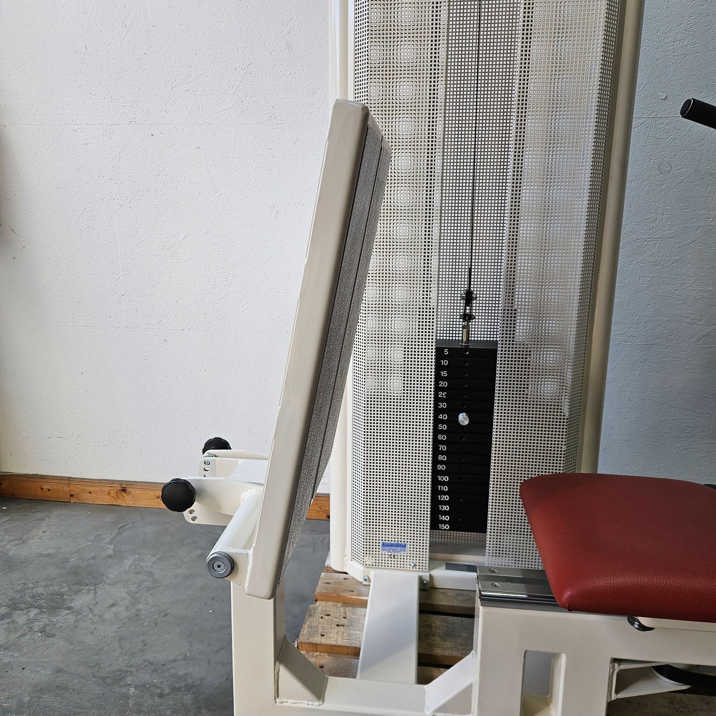Dynamed Funktionsstemme Kombi Sitzend-Liegend, 150kg Gewichtsblock, mit Kippkreisel, Beinpresse verstellbar, Stolzenberg, Rahmen Weiß, gebraucht - überholter Zustand