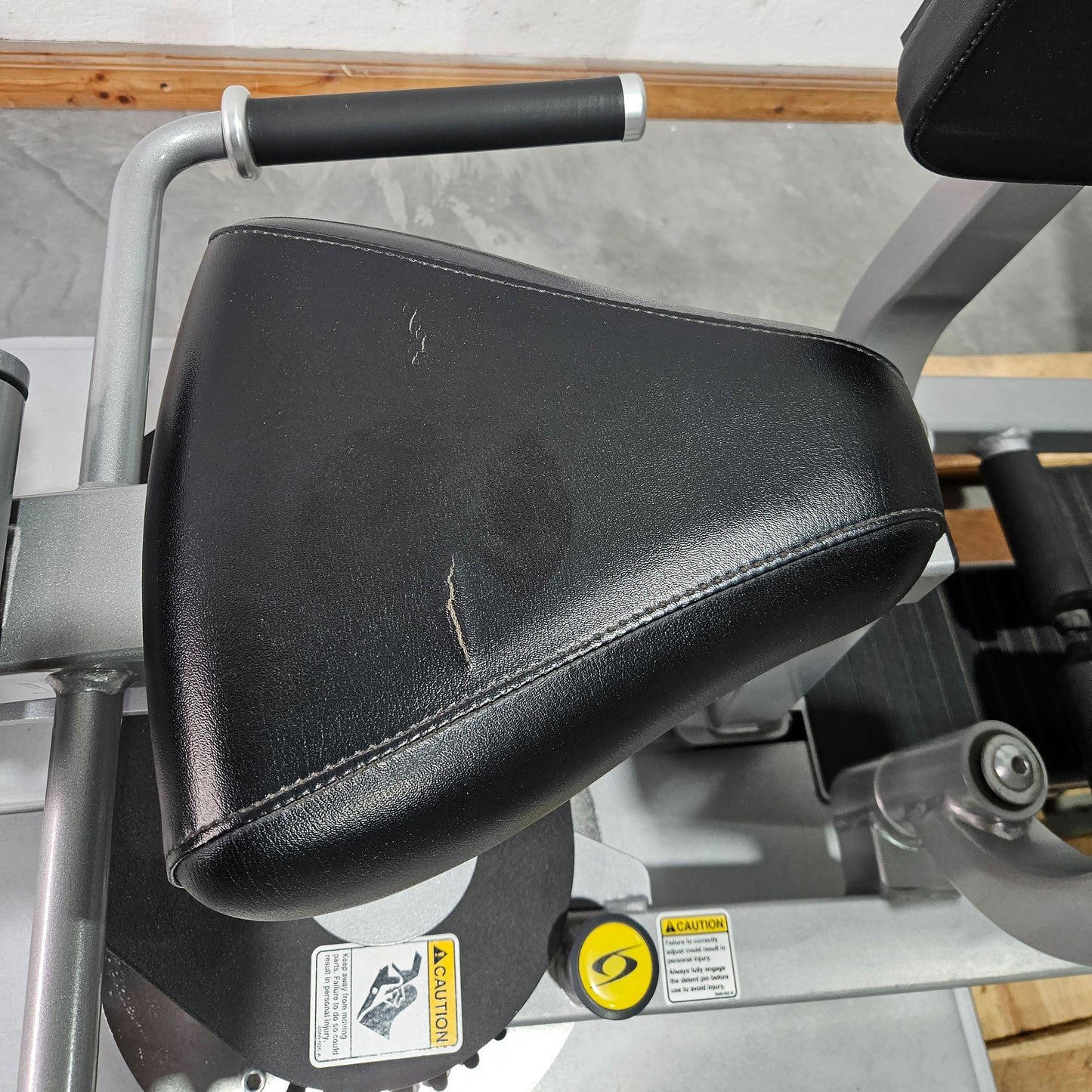 Cybex Eagle Abduktoren und Adduktoren Kombimaschine 2 in 1 - Hip Abduction and Hip Adduction, Rahmenfarbe Silber, Polsterfarbe Schwarz, gebraucht - überholter Zustand