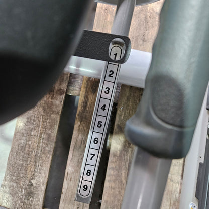 Technogym 2er Set = Beinstrecker und Beinbeuger, Leg Extension and Leg Curl Set, Selection Line, Rahmenfarbe Silber, gebraucht - überholter Zustand