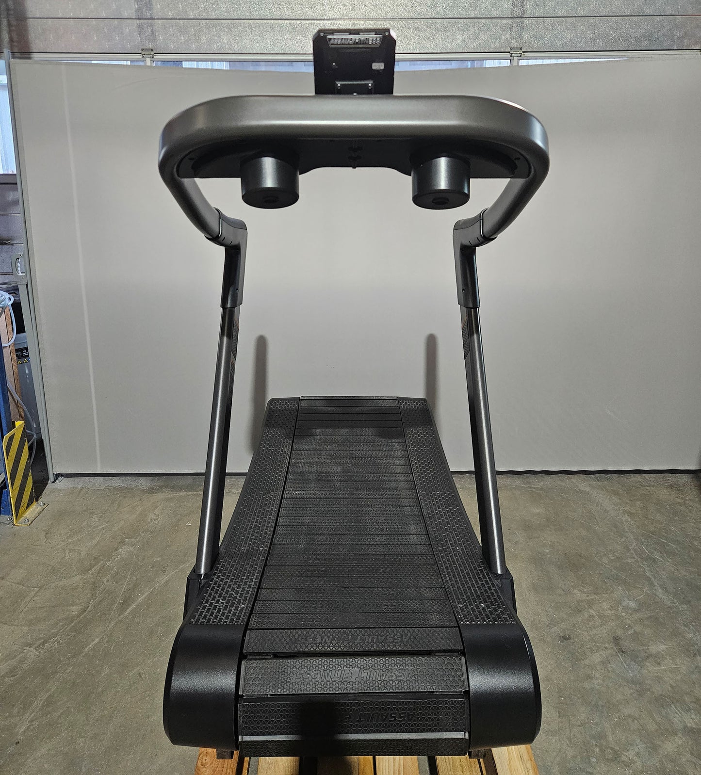 Assault Runner Elite, Curved Lamellen Laufband, mit Display, Farbe Schwarz, gebraucht - geprüfter Zustand