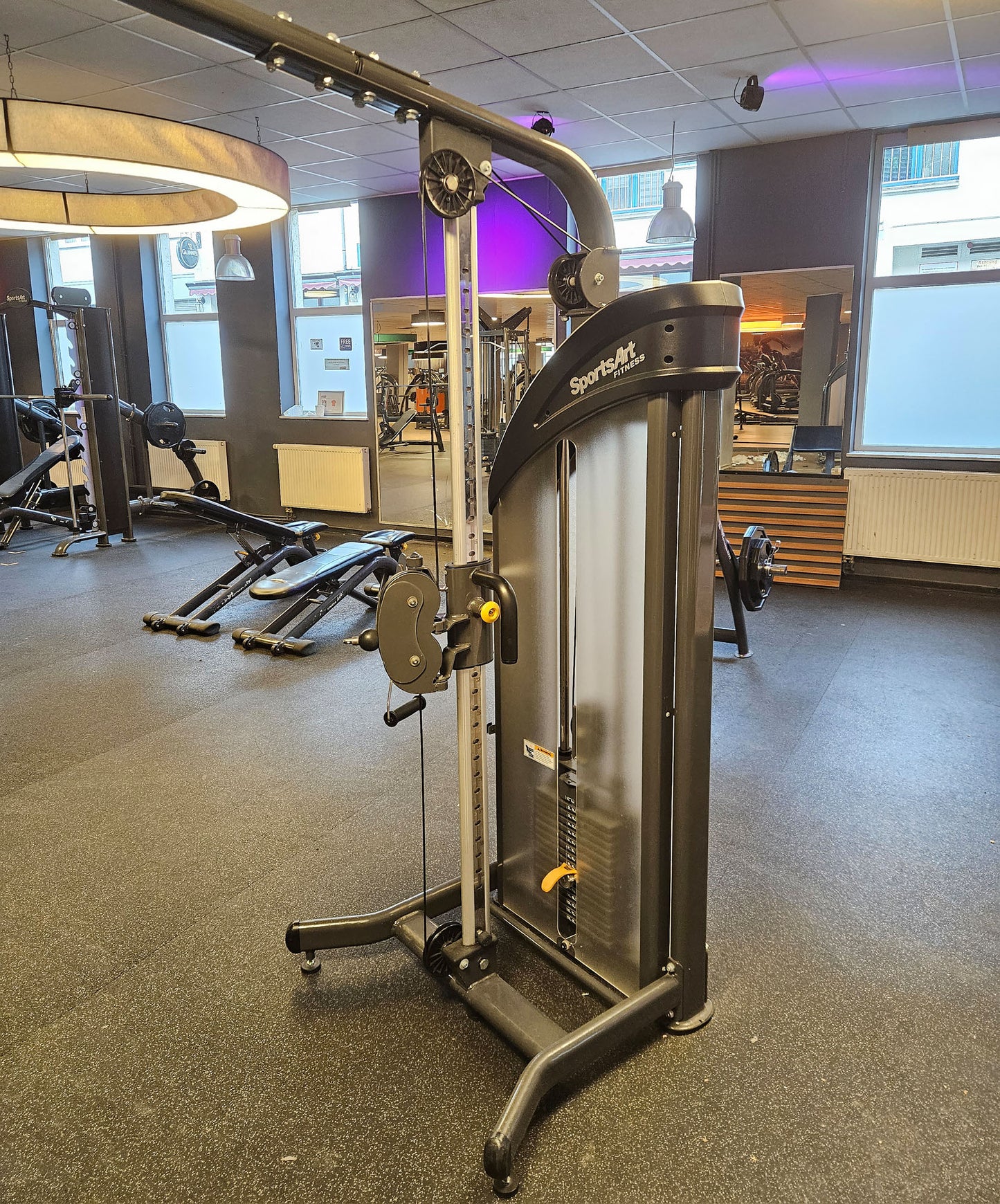 SportsArt komplette Fitnessstudio Ausstattung - 75 Fitnessgeräte im Set - Kraftgeräte, Cardiogeräte, Bänke, Racks etc - Rahmen Anthrazit, gebraucht - überholter Zustand