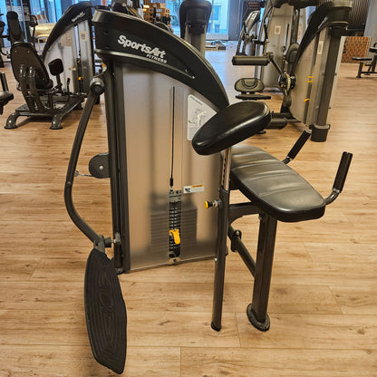 SportsArt komplette Fitnessstudio Ausstattung - 75 Fitnessgeräte im Set - Kraftgeräte, Cardiogeräte, Bänke, Racks etc - Rahmen Anthrazit, gebraucht - überholter Zustand