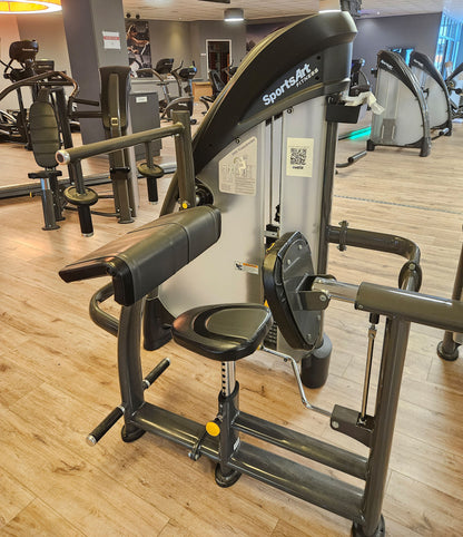 SportsArt komplette Fitnessstudio Ausstattung - 75 Fitnessgeräte im Set - Kraftgeräte, Cardiogeräte, Bänke, Racks etc - Rahmen Anthrazit, gebraucht - überholter Zustand