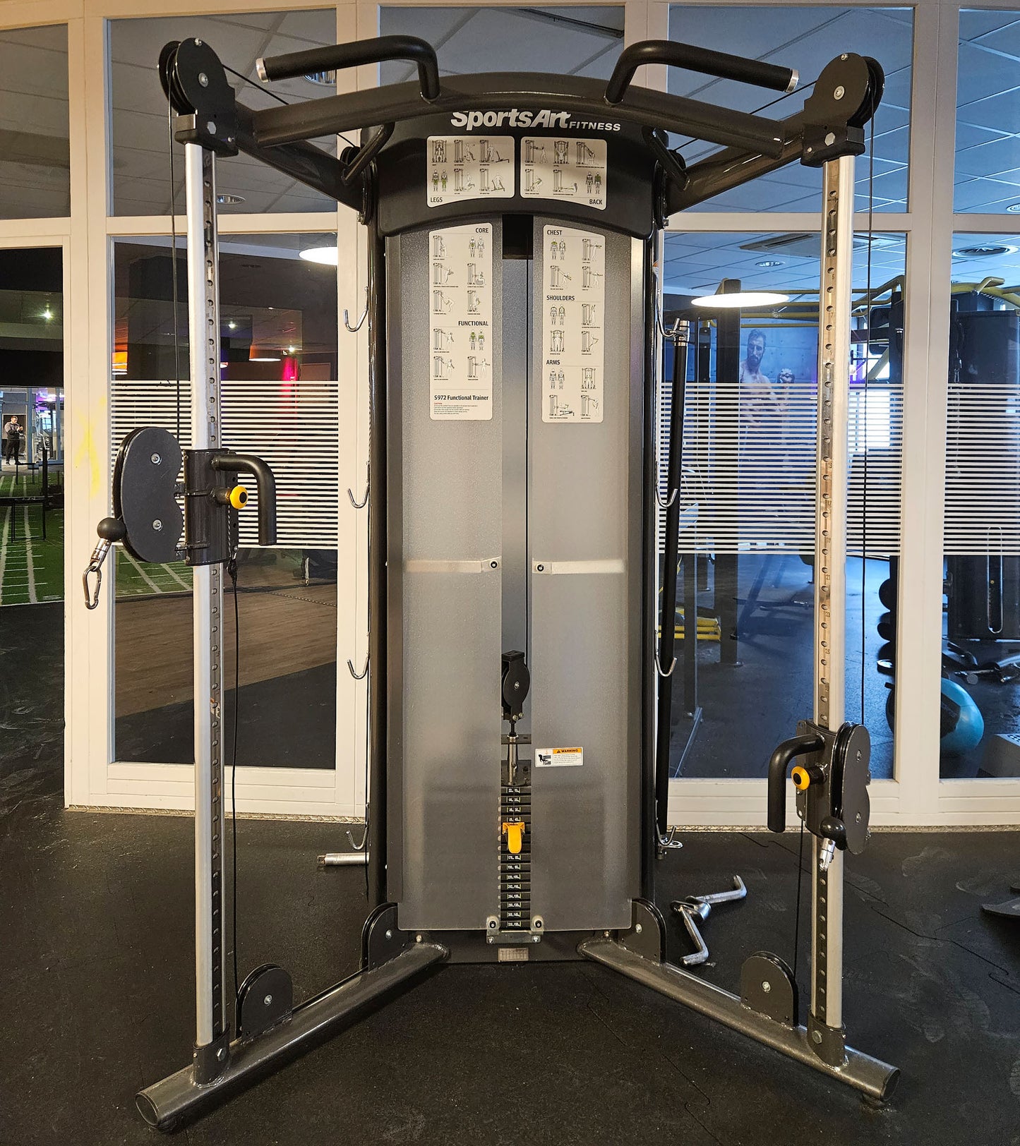 SportsArt komplette Fitnessstudio Ausstattung - 75 Fitnessgeräte im Set - Kraftgeräte, Cardiogeräte, Bänke, Racks etc - Rahmen Anthrazit, gebraucht - überholter Zustand