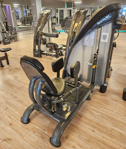 SportsArt komplette Fitnessstudio Ausstattung - 75 Fitnessgeräte im Set - Kraftgeräte, Cardiogeräte, Bänke, Racks etc - Rahmen Anthrazit, gebraucht - überholter Zustand