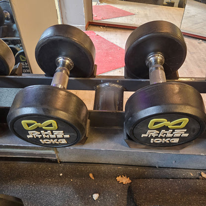 DHZ Gummi Kurzhantelsatz von 2,5 bis 20kg in 2,5kg Stufen ( 8 Paare ) Farbe Schwarz, optional mit  Ständer, gebraucht mit optischen Gebrauchsspuren