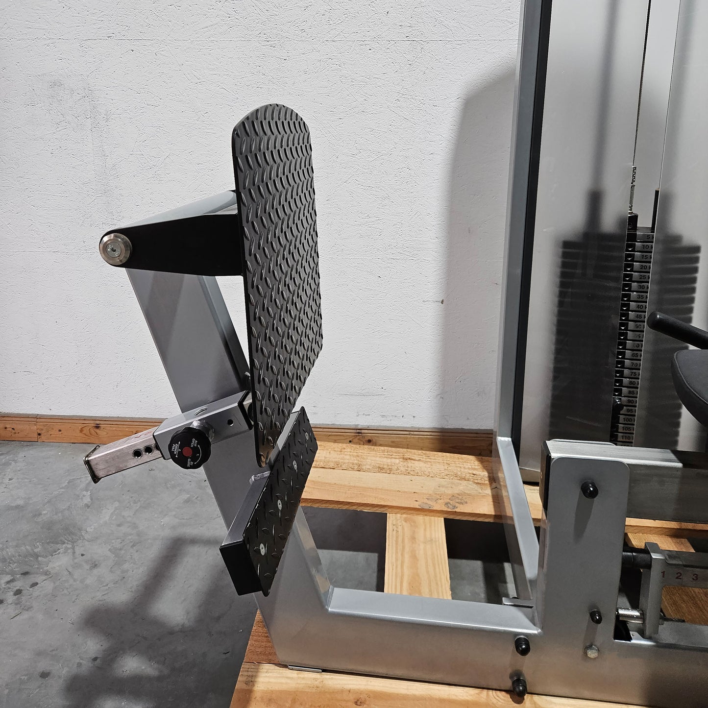 Schupp Mystery Funktionsstemme Kombi Sitzend-Liegend,  Beinpresse verstellbar, Rahmen Silber-Grau, gebraucht - überholter Zustand