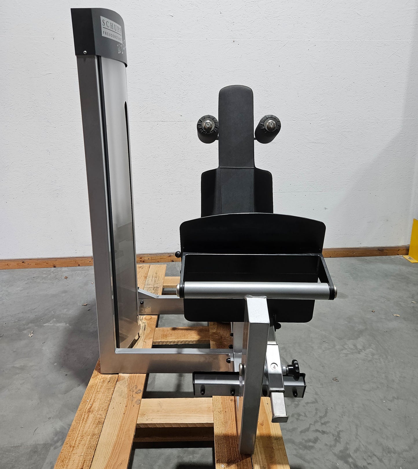 Schupp Mystery Funktionsstemme Kombi Sitzend-Liegend,  Beinpresse verstellbar, Rahmen Silber-Grau, gebraucht - überholter Zustand