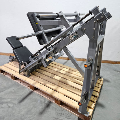 Hammer Strength Plate loaded linear Leg Press, Beinpresse 45° mit Scheibenaufnahme, extrem stabil, Farbe Silber, gebraucht - geprüfter technischer Zustand mit optischen Gebrauchsspuren