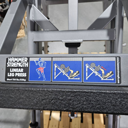 Hammer Strength Plate loaded linear Leg Press, Beinpresse 45° mit Scheibenaufnahme, extrem stabil, Farbe Silber, gebraucht - geprüfter technischer Zustand mit optischen Gebrauchsspuren
