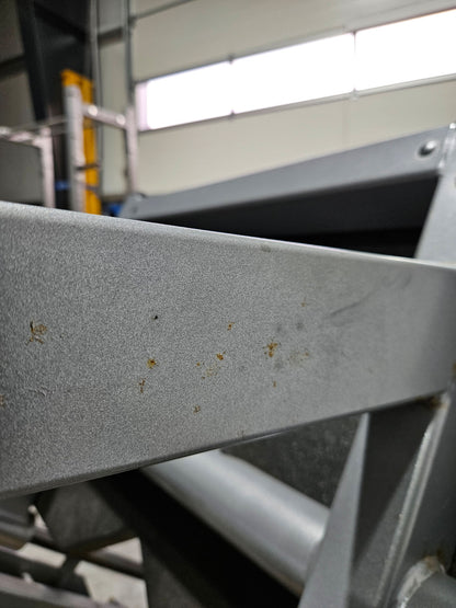 Hammer Strength Plate loaded linear Leg Press, Beinpresse 45° mit Scheibenaufnahme, extrem stabil, Farbe Silber, gebraucht - geprüfter technischer Zustand mit optischen Gebrauchsspuren