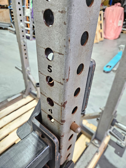 Hammer Strength HD Athletic Half Rack, Farbe Silber, gebraucht - geprüfter technischer Zustand mit optischen Gebrauchsspuren